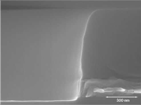 Al layers on Si vertical sidewalls